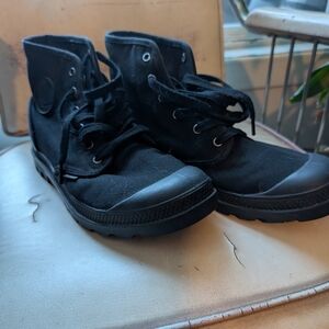 Palladium Men's Black Canvas Boots